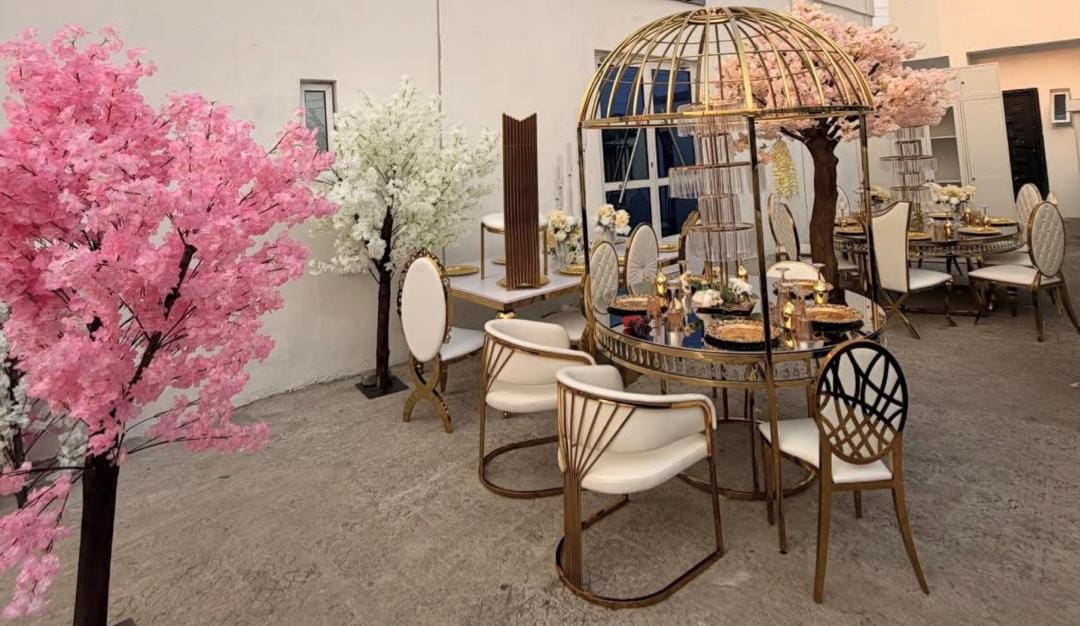 Blossom Aviary Tablescape
